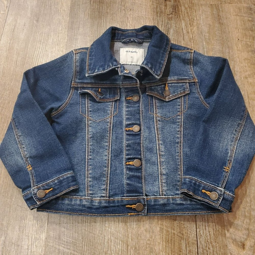 OLD NAVY 4T GIRLS JEAN JACKET BUTTON CLOSURE NEVER WORN NO TAGS BLUE - Picture 1 of 6